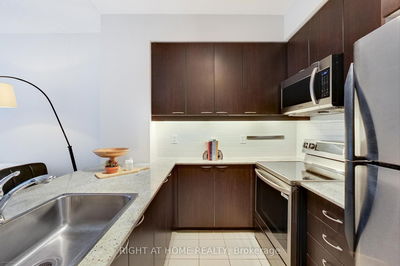 Unit 621 — 385 Prince Of Wales Dr, Mississauga - City Centre image-0-4