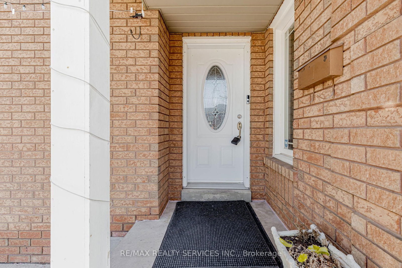 Semi-Detached House for sale at 1 Clover Bloom Road, Brampton, Sandringham-Wellington, L6R 1R8 - MLS: W12033525