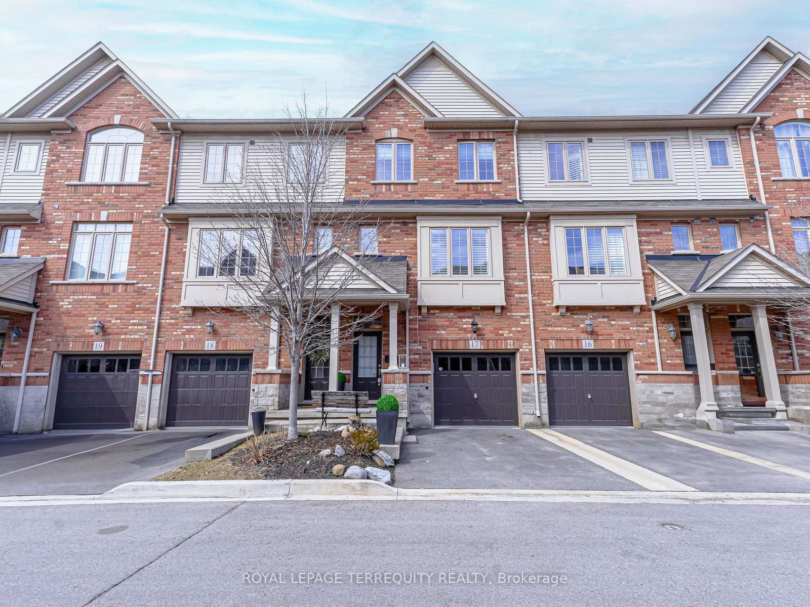 Townhouse for sale at 17-4165 Upper Middle Road, Burlington, Rose, L7M 0V4 - MLS: W12033627