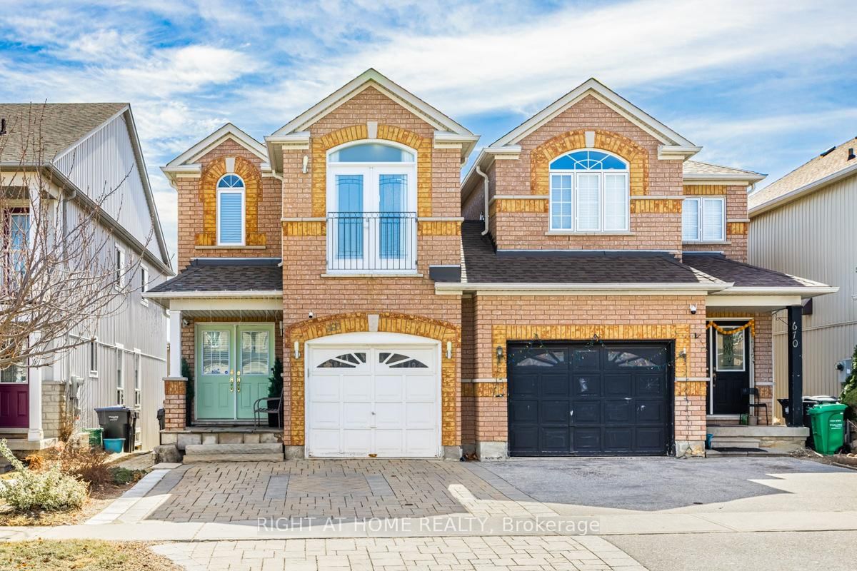 Detached House for sale at 668 Rossellini Drive, Mississauga, Meadowvale Village, L5W 1L1 - MLS: W12033772