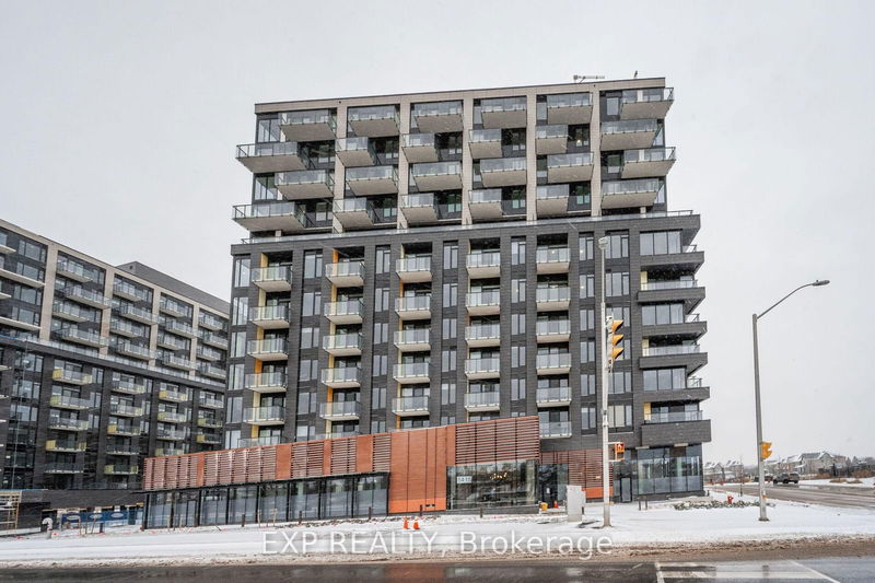 home for lease on 409-1415 Dundas Street E