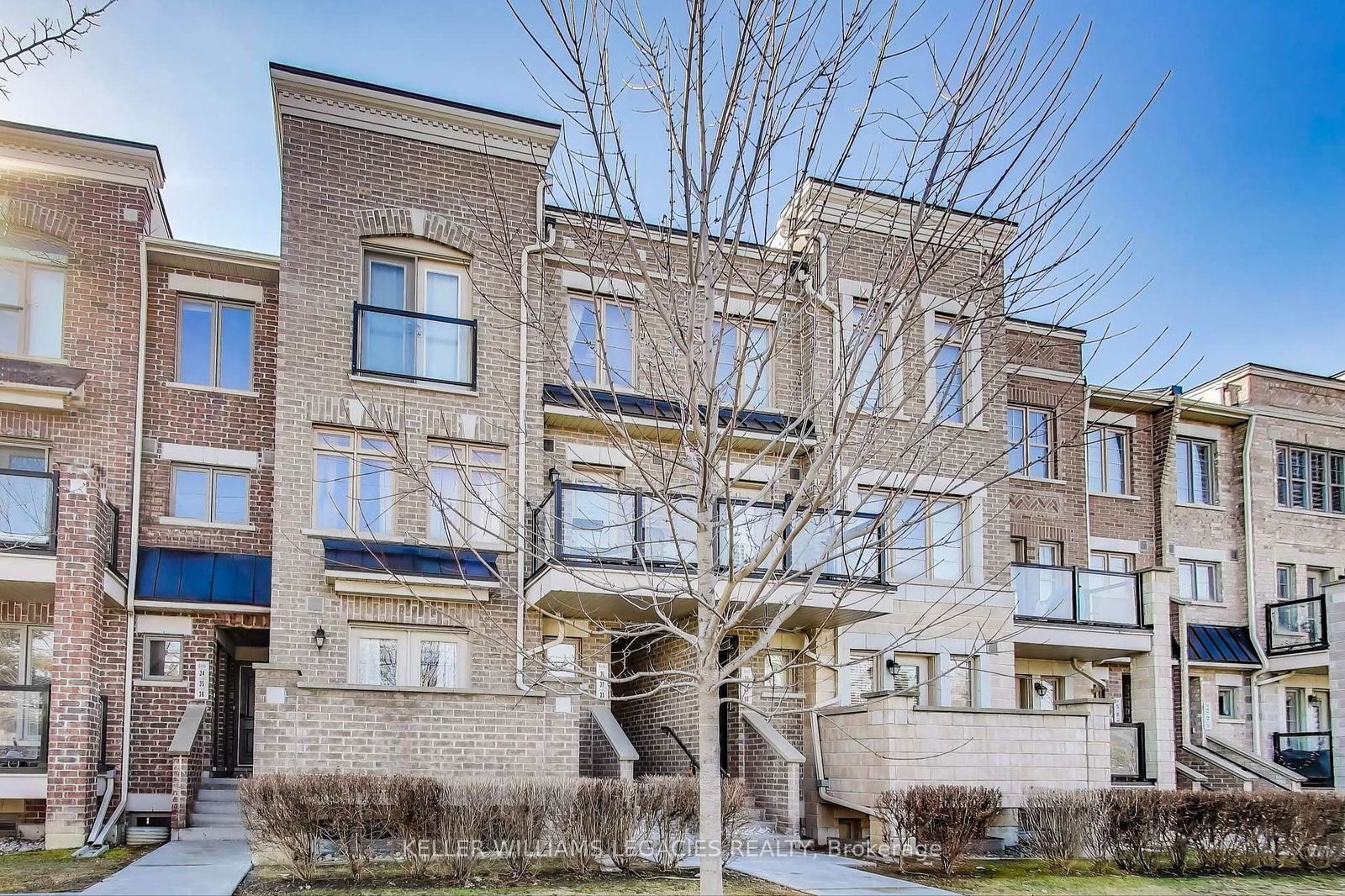 Townhouse for sale at 31-2335 Sheppard Avenue, Toronto, Humberlea-Pelmo Park W5, M9M 0E7 - MLS: W12034455