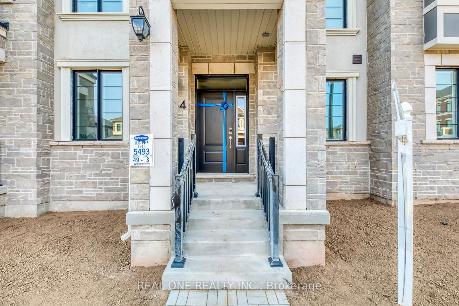 Townhouse for sale at 3044 Bramall Gdns, Oakville, JM Joshua Meadows, L6H 7Y2 - MLS: W12034502