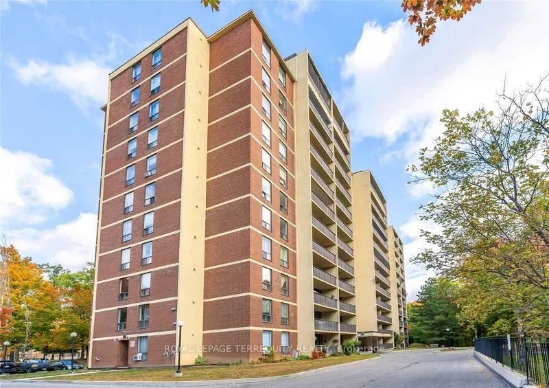 home for sale on 409-15 London Green Court