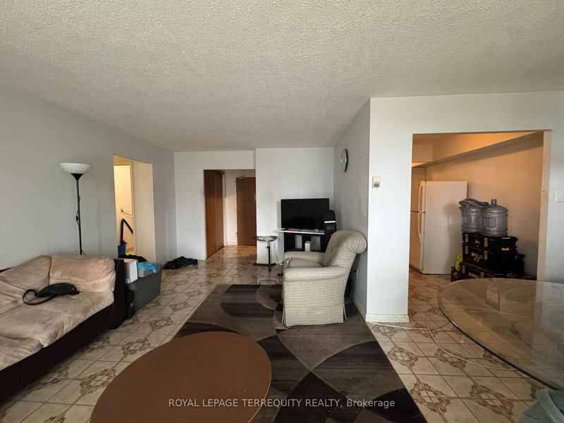 409 - 15 London Green Crt, Toronto, M3N 1K4 | Image 3