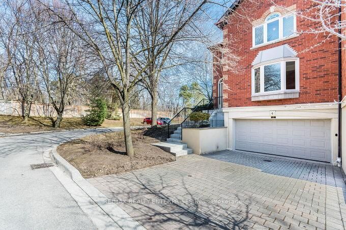 Townhouse for sale at 4-1100 Queen Street, Mississauga, Lorne Park, L5H 4J4 - MLS: W12034773