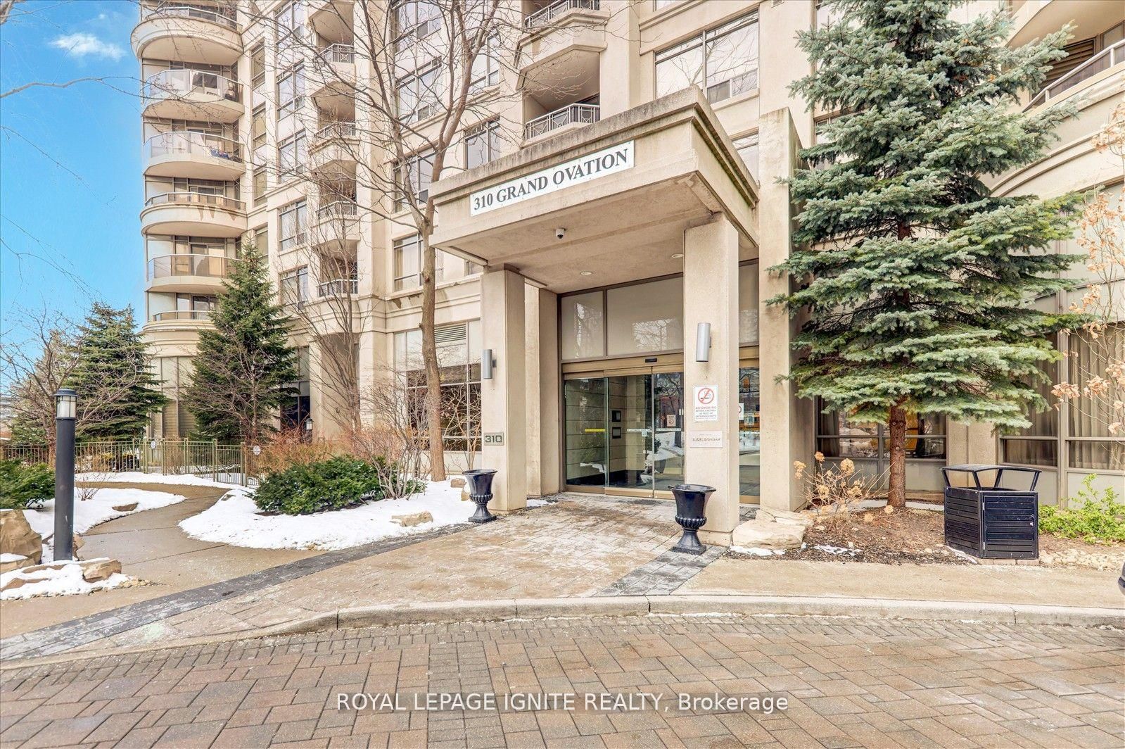 Condo for sale at 803-310 Burnhamthorpe Road, Mississauga, City Centre, L5B 4P9 - MLS: W12034879