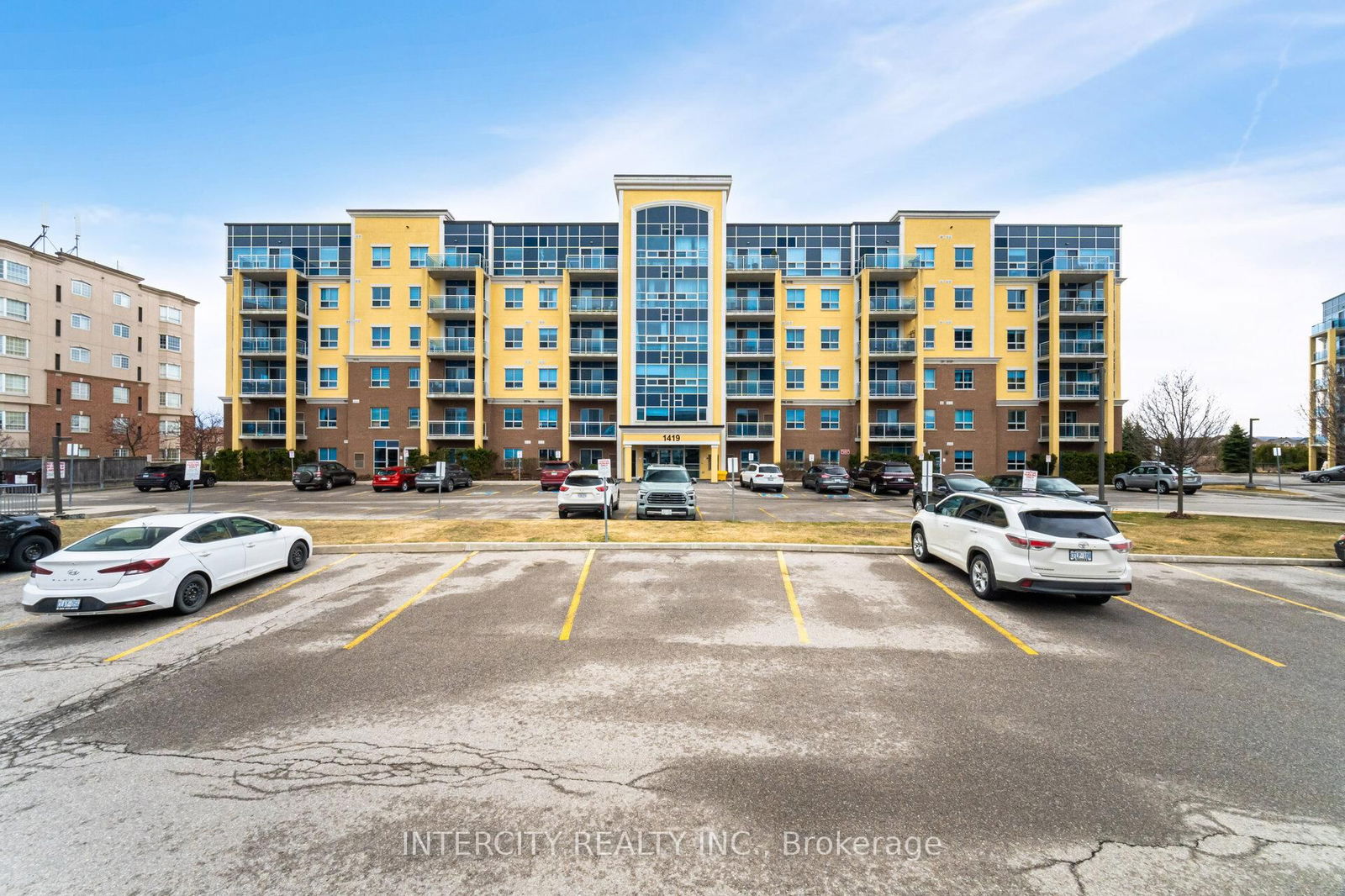 Condo for sale at 214-1419 Costigan Road, Milton, CL Clarke, L9T 2L4 - MLS: W12035319