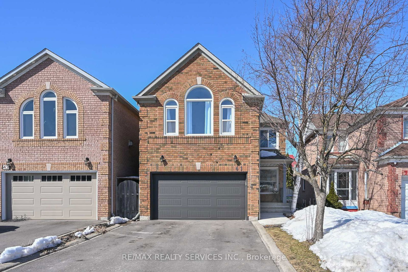 Detached House for sale at 41 Buttercup Lane, Brampton, Sandringham-Wellington, L6R 1N1 - MLS: W12035347