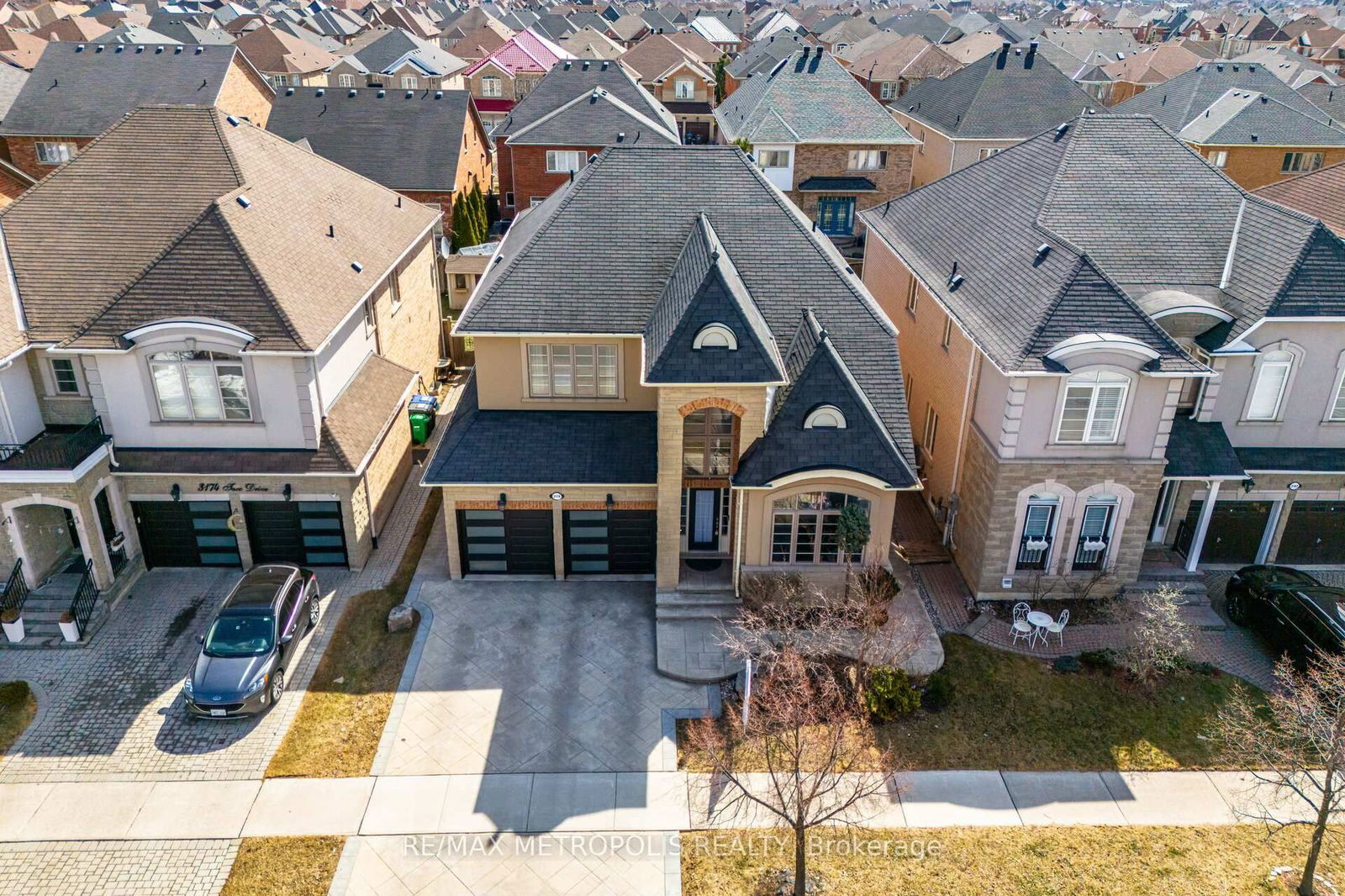 Detached House for sale at 3178 Tacc Drive, Mississauga, Churchill Meadows, L5M 0B6 - MLS: W12035365