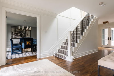 205 Forestwood Dr, Oakville - Morrison image-0-4