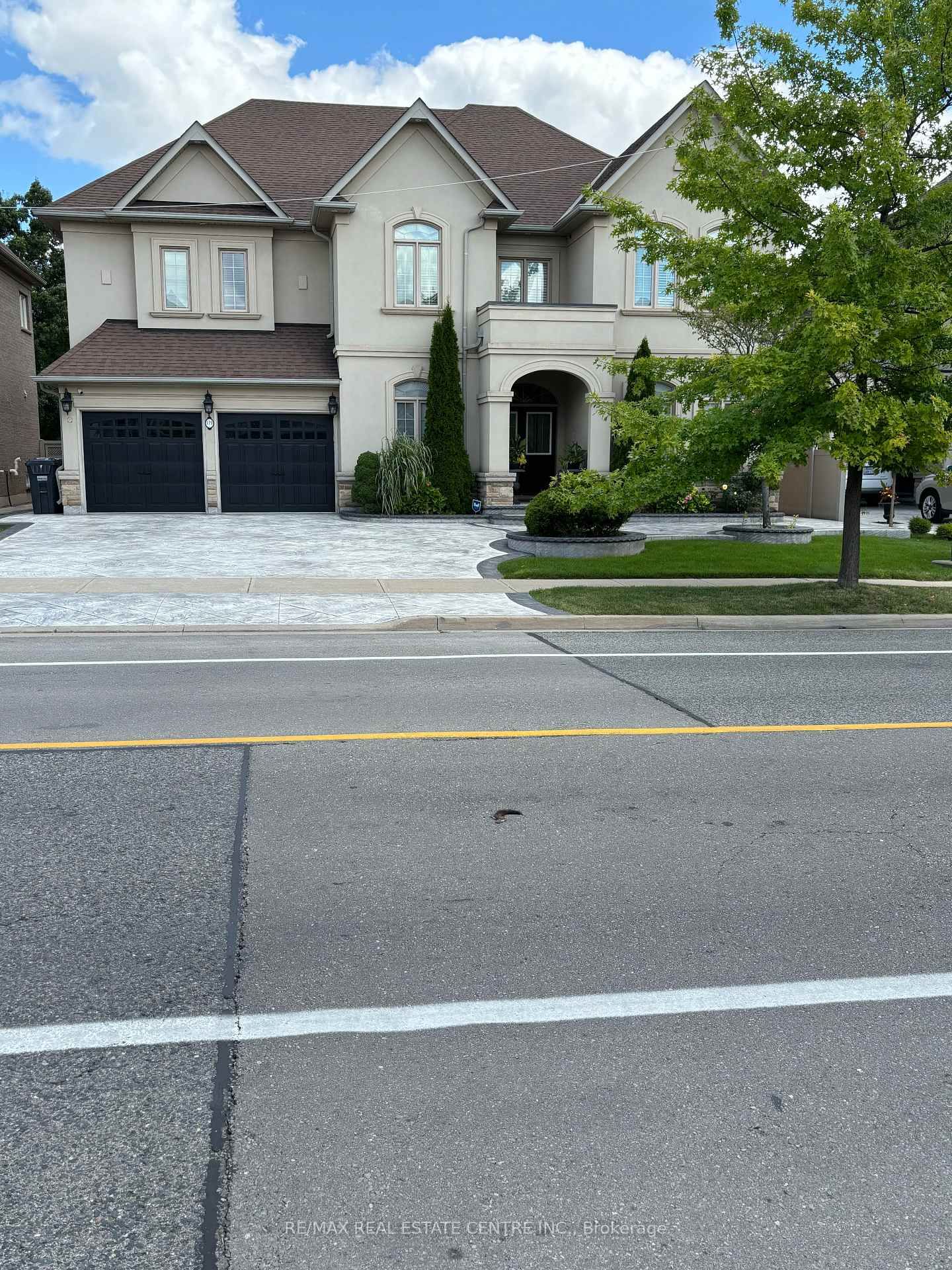 Detached House for lease at BSMT-119 Royal West Drive, Brampton, Credit Valley, L6X 0V4 - MLS: W12035868