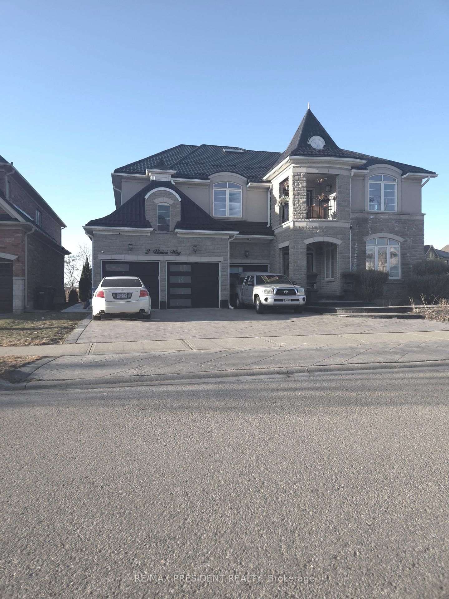 Detached House for sale at 2 Vissini Way, Brampton, Brampton East, L6P 2W2 - MLS: W12036123