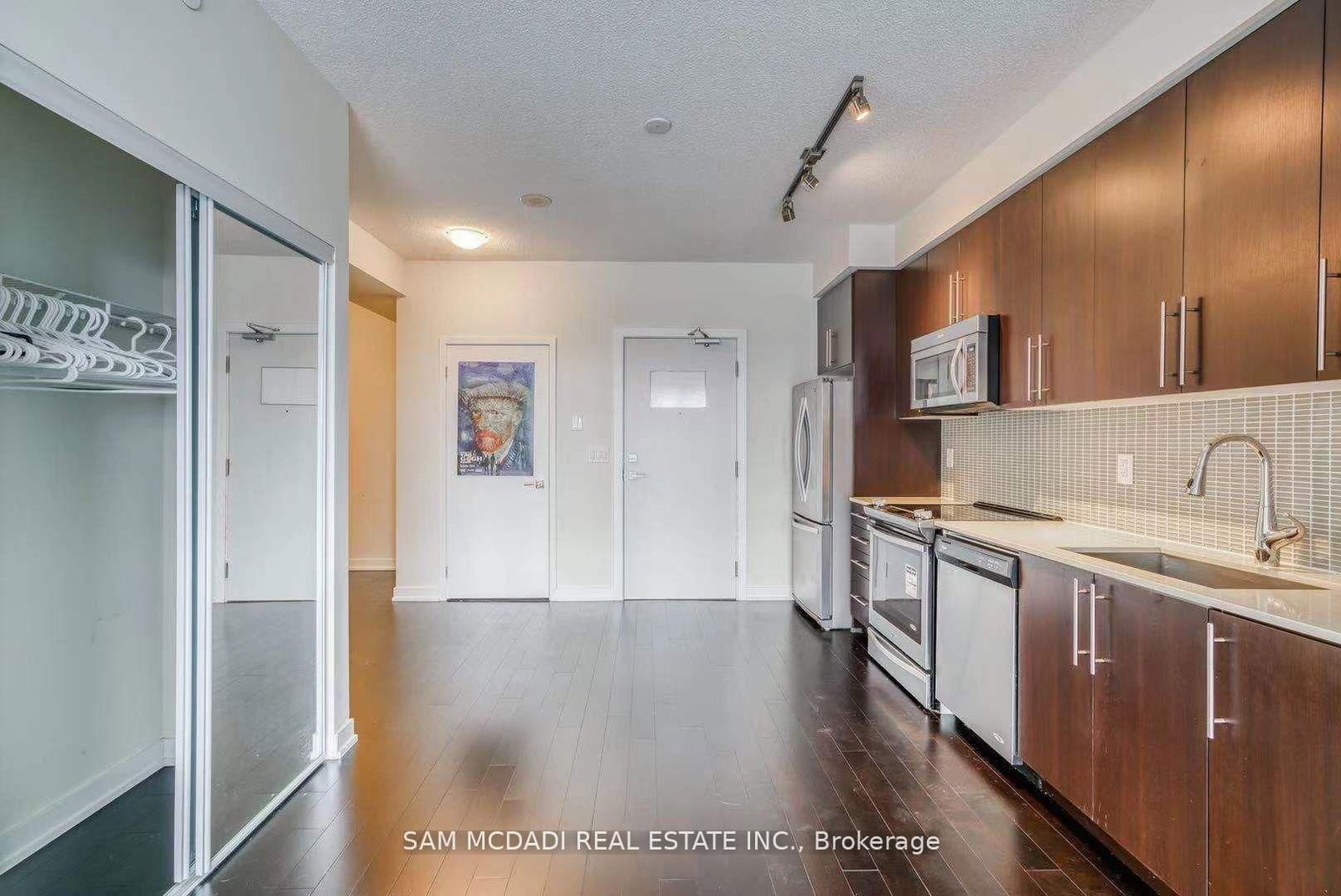 Condo leased at 1710-510 Curran Place, Mississauga, City Centre, L5B 0J8 - MLS: W12036644