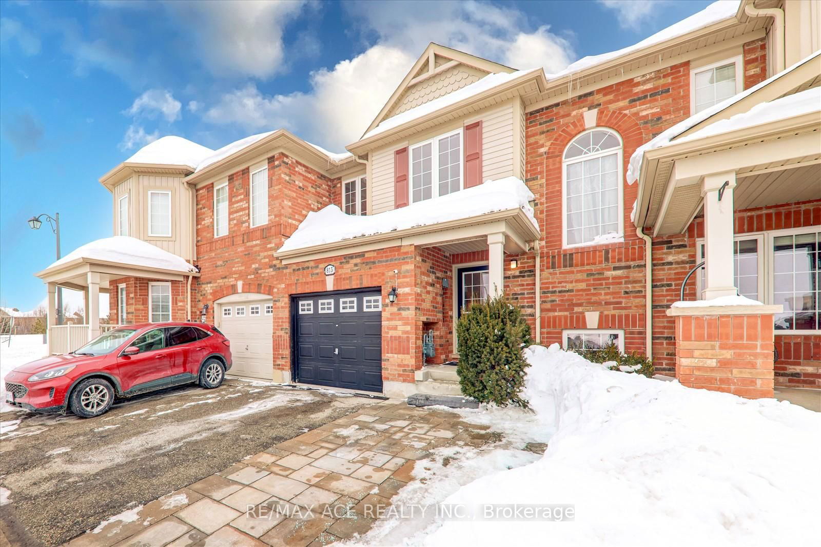 Townhouse for sale at 813 Scott Boulevard, Milton, HA Harrison, L9T 2C9 - MLS: W12036837