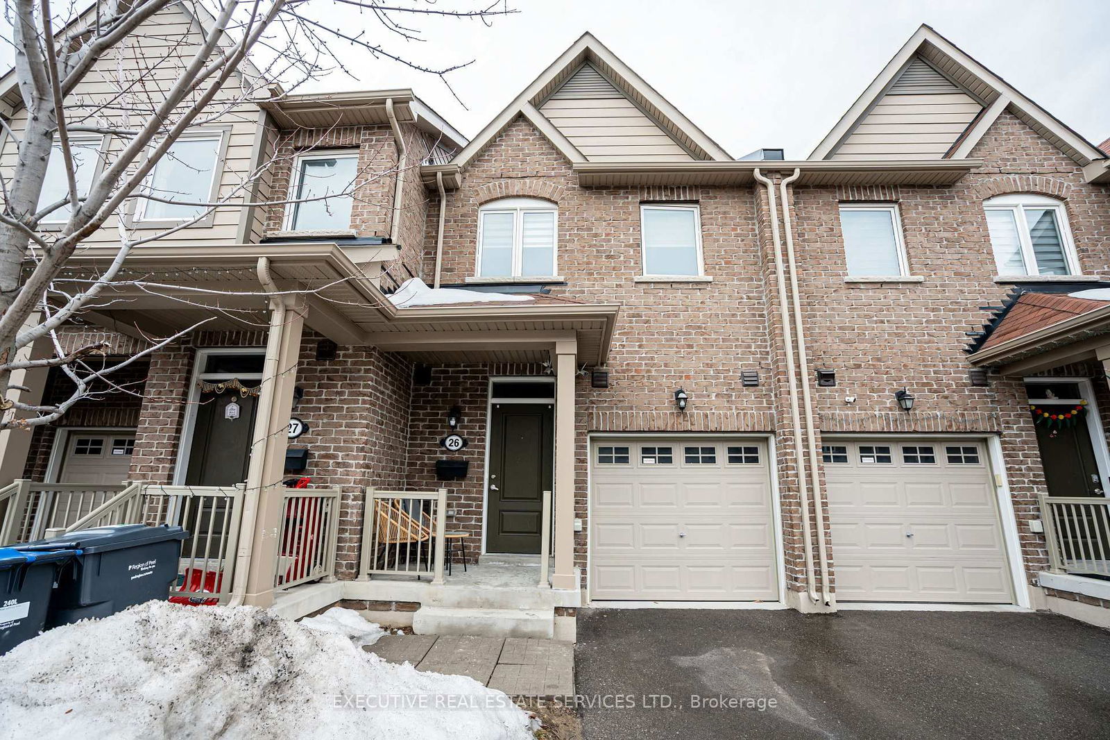 Townhouse sold at 26-50 Edinburgh Drive, Brampton, Bram West, L6Y 1N9 - MLS: W12036898