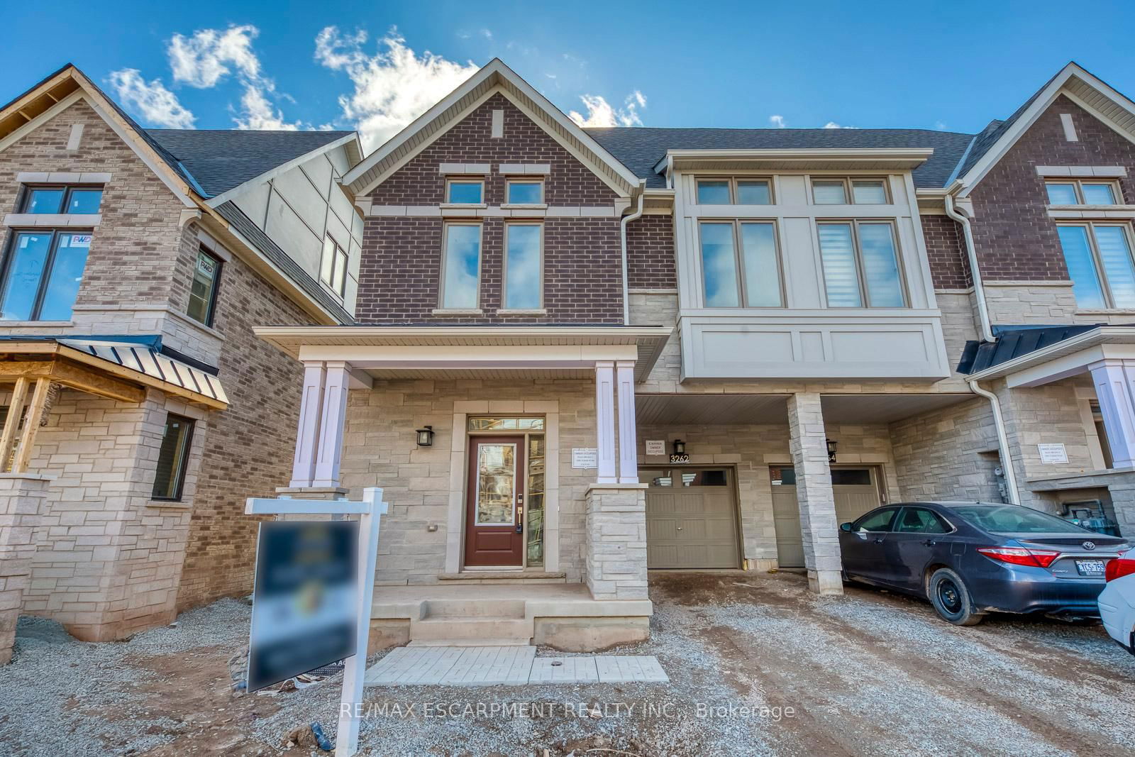 Townhouse for sale at 3262 Crystal Drive, Oakville, GO Glenorchy, L6M 4K1 - MLS: W12036945