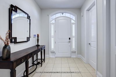 119 Coastline Dr, Brampton - Bram West image-0-2