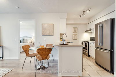 Unit 1707 — 55 Strathaven Dr, Mississauga - Hurontario image-0-3