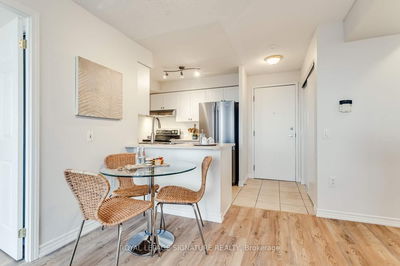 Unit 1707 — 55 Strathaven Dr, Mississauga - Hurontario image-0-4