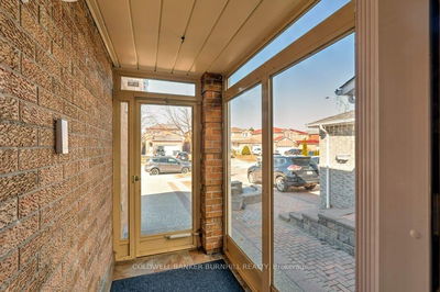 3226 Valcourt Cres, Mississauga - Erin Mills image-0-2