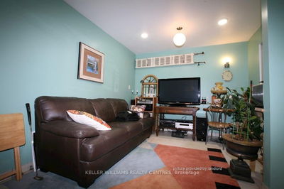 Unit Lower — 74 Constance St, Toronto - High Park-Swansea image-0-2