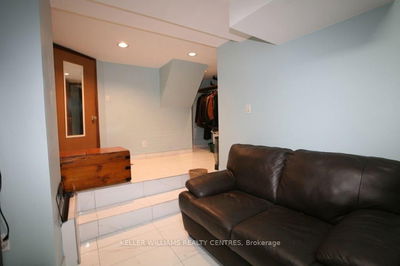 Unit Lower — 74 Constance St, Toronto - High Park-Swansea image-0-4