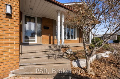 1197 Greyowl Pt, Mississauga - Applewood image-0-2