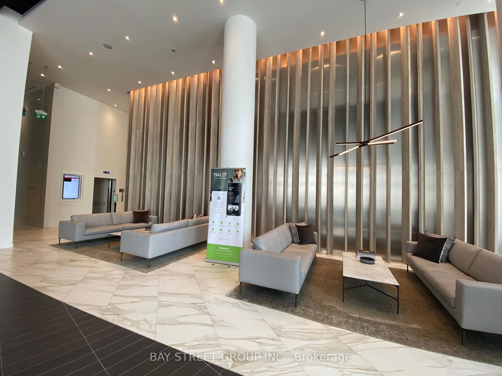 Condo for lease at 321-3900 Confederation Pkwy, Mississauga, City Centre, L5B 0K7 - MLS: W12037952