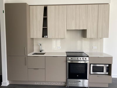 Unit 321 — 3900 Confederation Pkwy, Mississauga - City Centre image-0-2