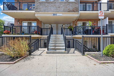 Unit 2027 — 3043 Finch Ave, Toronto - Humbermede image-0-1