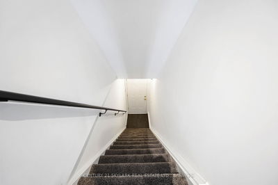 Unit 2027 — 3043 Finch Ave, Toronto - Humbermede image-0-3