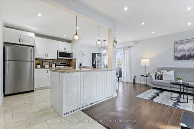 Unit 3 — 98 Falconer Dr, Mississauga - Streetsville image-0-3