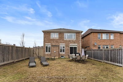 2 STONECROP Rd, Brampton - Bram West image-0-2