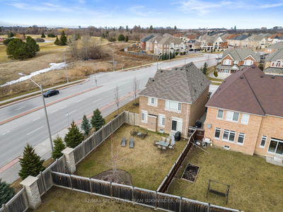 2 STONECROP Rd, Brampton - Bram West image-0-4
