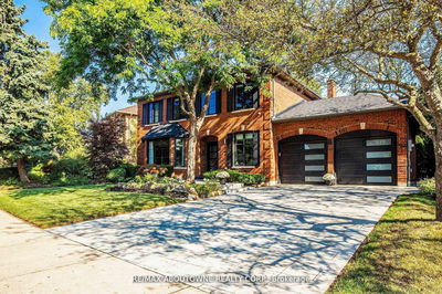 1319 Greeneagle Dr, Oakville - Glen Abbey image-0-1