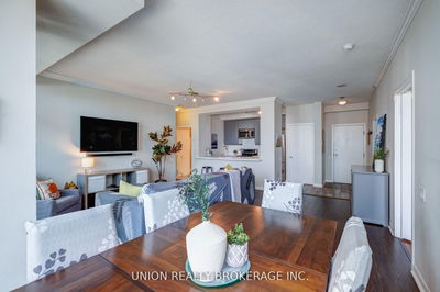 Unit 802 — 2067 Lake Shore Blvd, Toronto - Mimico image-0-3