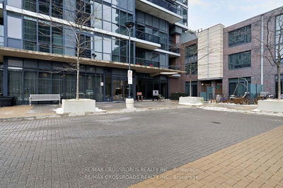 Unit 903 — 9 Valhalla Inn Rd, Toronto - Islington-City Centre West image-0-1