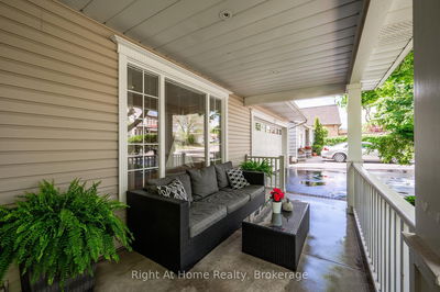 76 Brock St, Oakville - Central image-0-3