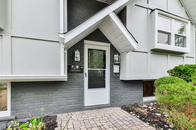 291 Antigua Rd, Mississauga - Cooksville image-0-4