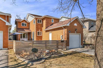 184 Queen St, Mississauga - Port Credit