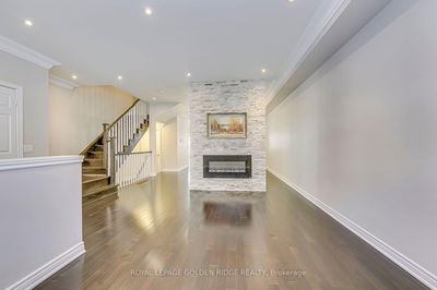 Unit TH24 — 2460 Prince Michael Dr, Oakville - Joshua Creek image-0-4