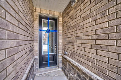 1843 Thames Circ, Milton - BW Bowes image-0-3