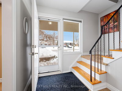 50 Ringway Cres, Toronto - Elms-Old Rexdale image-0-2