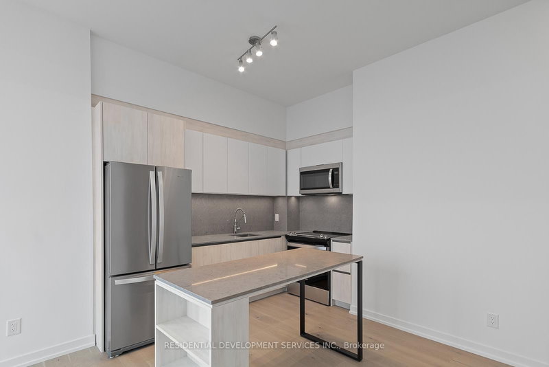 1210 - 3100 Keele St, Toronto, M3M 0E1 | Image 2