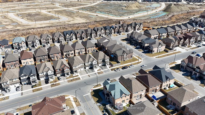 151 RUSSELL CREEK Dr, Brampton, L6R 4B4 | Image 3