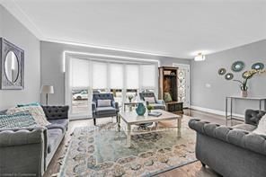 5372 Spruce Ave, Burlington, L7L 1N7 | Image 3