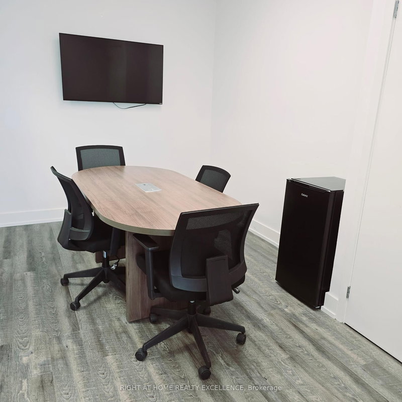 317 - 50 Sunny Meadow Blvd, Brampton, L6R 0Y7 | Image 3