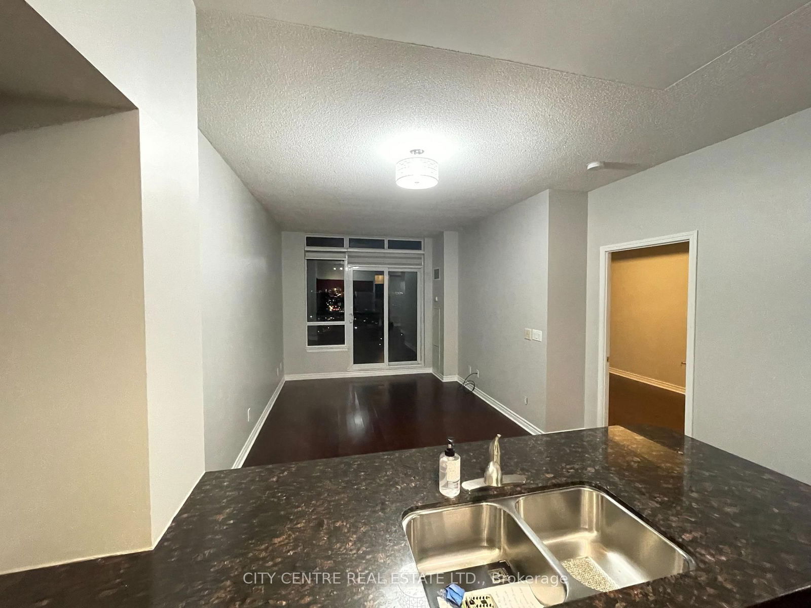 Condo for lease at 1703-388 Prince Of Wales Drive, Mississauga, City Centre, L5B 0A1 - MLS: W12041249
