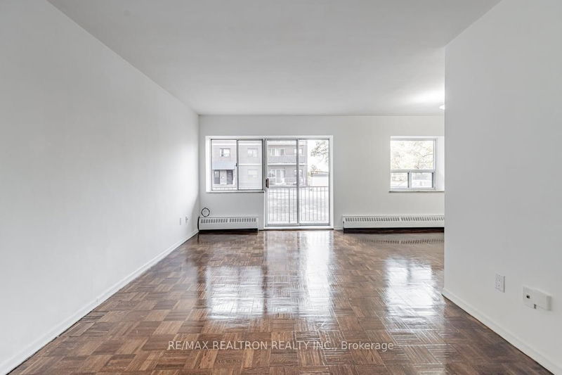 home for lease on 101-1524 Lawrence Avenue W